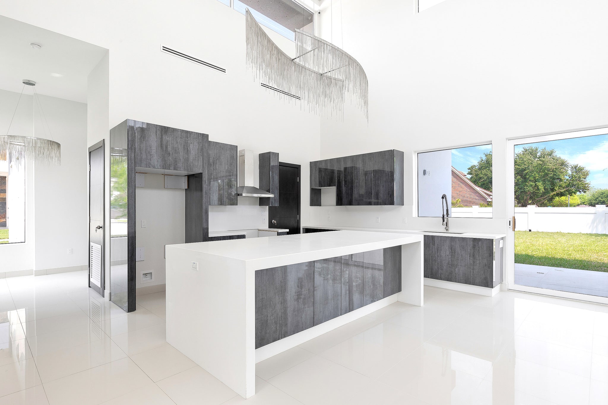 BUILDMART Lüftungsgitter 15,2x15,2 Cm Weiß – Moderner Linear-Diffusor Für Decke, Wand & Boden